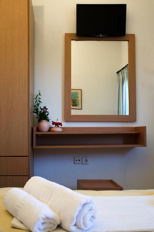 Yialos Studios-Apartments Makriyialós Luaran gambar